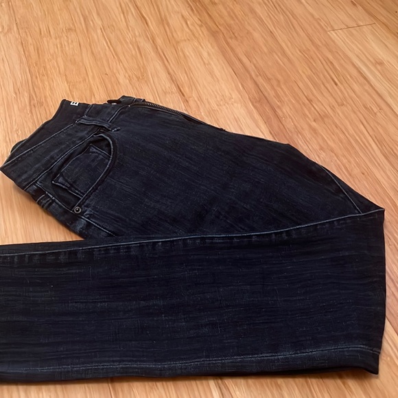 BDG Urban Outfitters jeans size 26 (2 USA sizing) - Picture 3 of 8
